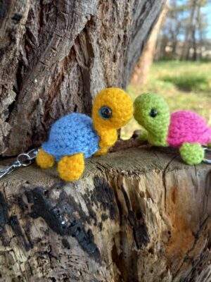 черепашка жовто-синя